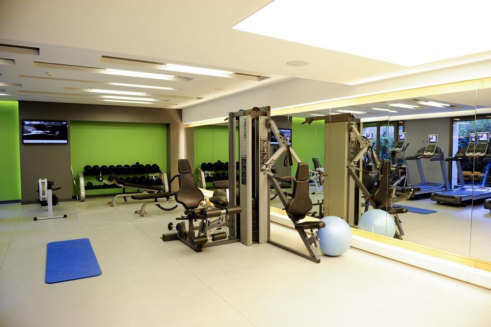 Saifi Suites Hotel Beirut Bagian luar foto